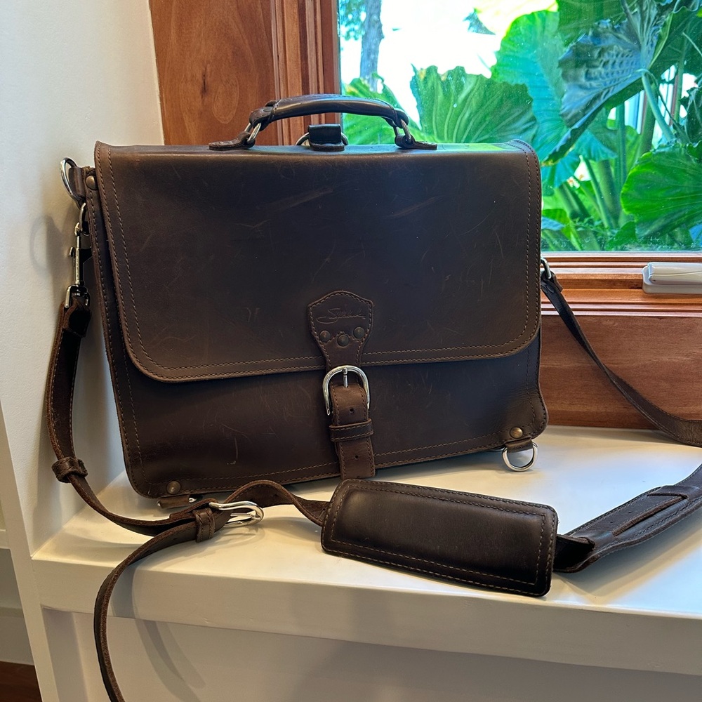 Saddleback Thin Leather Briefcase (Chestnut)